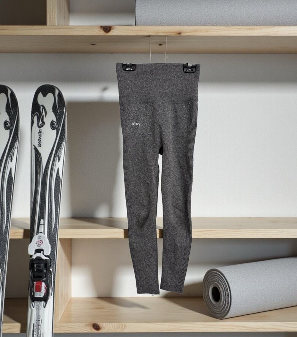 Uzavy Seamless Sculpting Base Layer Leggings | XS | Gray | NEW